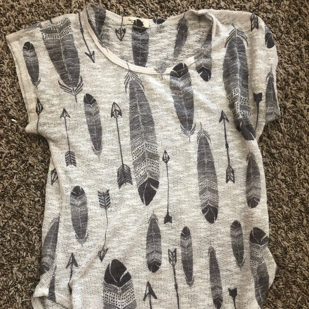 Textured Knit Feather Shirt